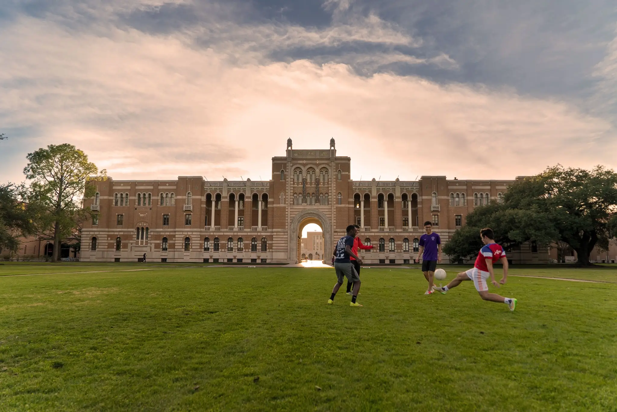 Campus Tours - Tips & Insights on Schools & Universities - College ...